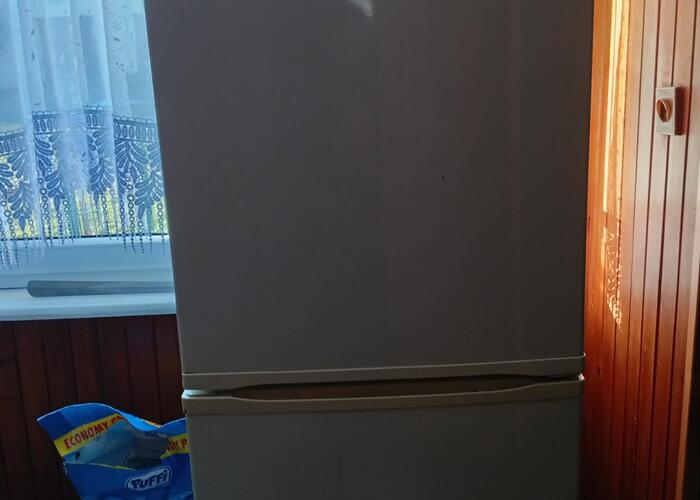 Grajewo ogłoszenia: Sprzedam lodówke bardzo dobrze mrozi góra i dół